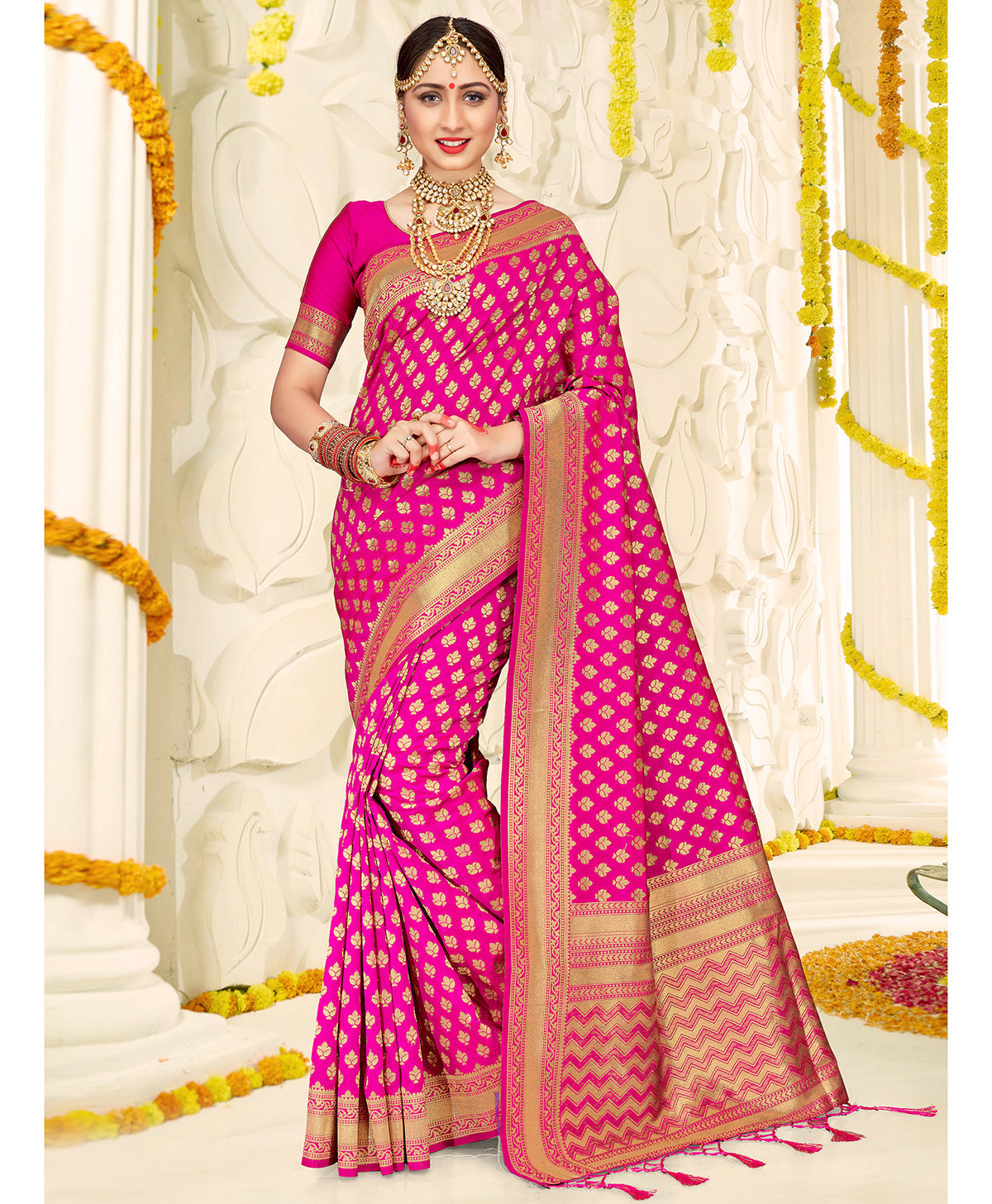 Chic Pink Banarasi Art Silk Woven Saree 