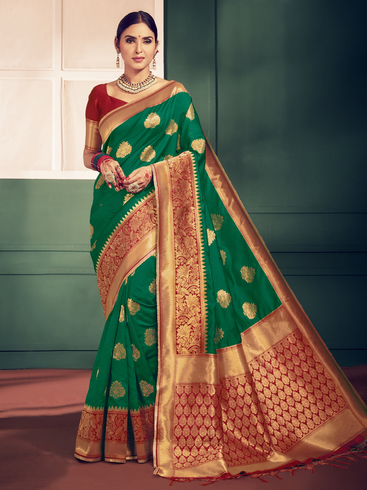 Stunning Green Banarasi Art Silk Woven Saree 