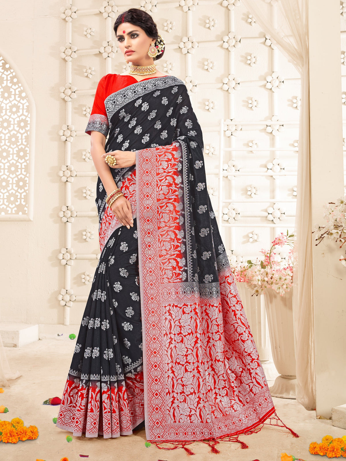 Elegant Black Banarasi Art Silk Woven Saree 