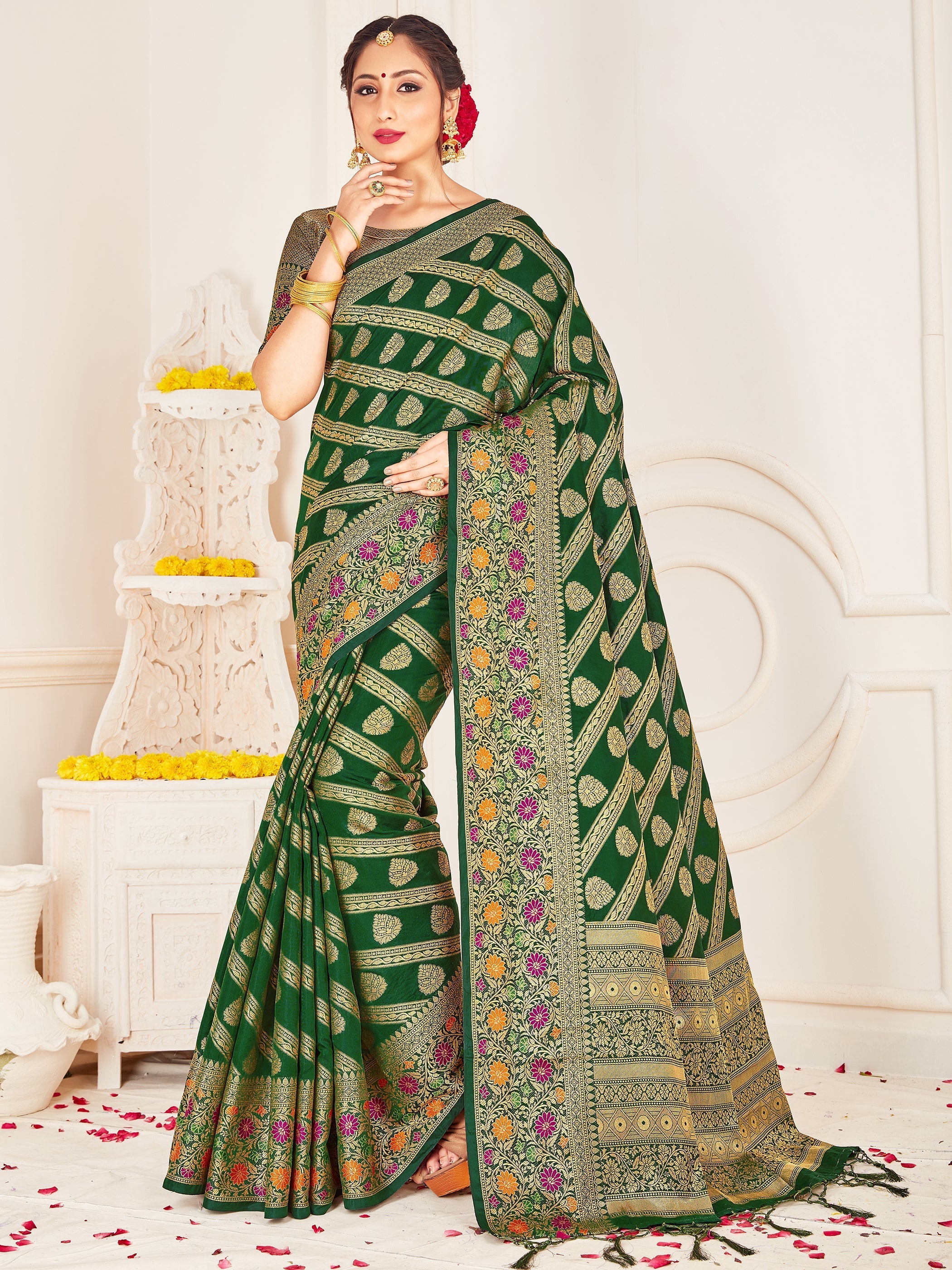 Elegant Green Banarasi Art Silk Woven Saree 