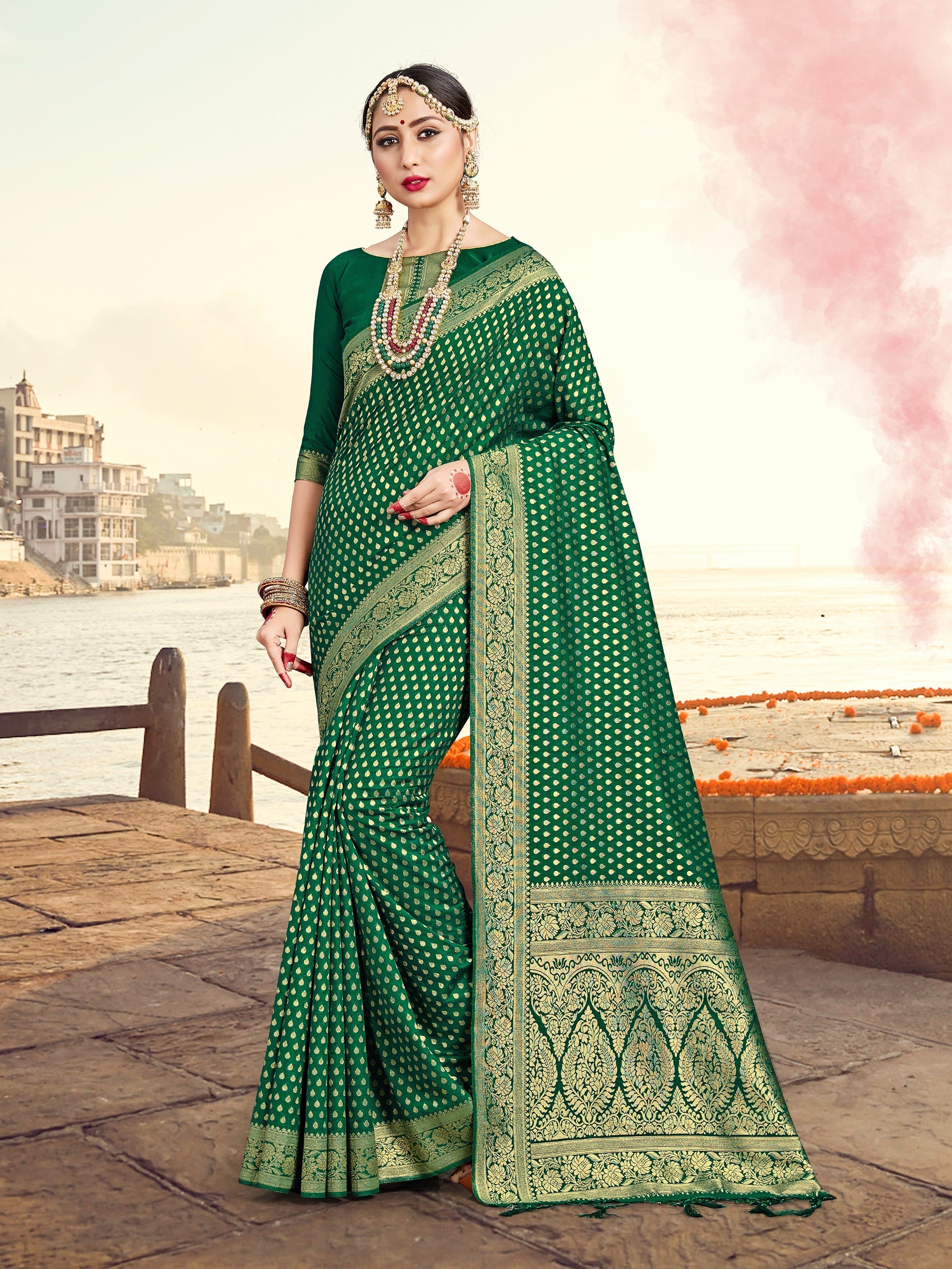 Beautiful Green Banarasi Art Silk Woven Saree 
