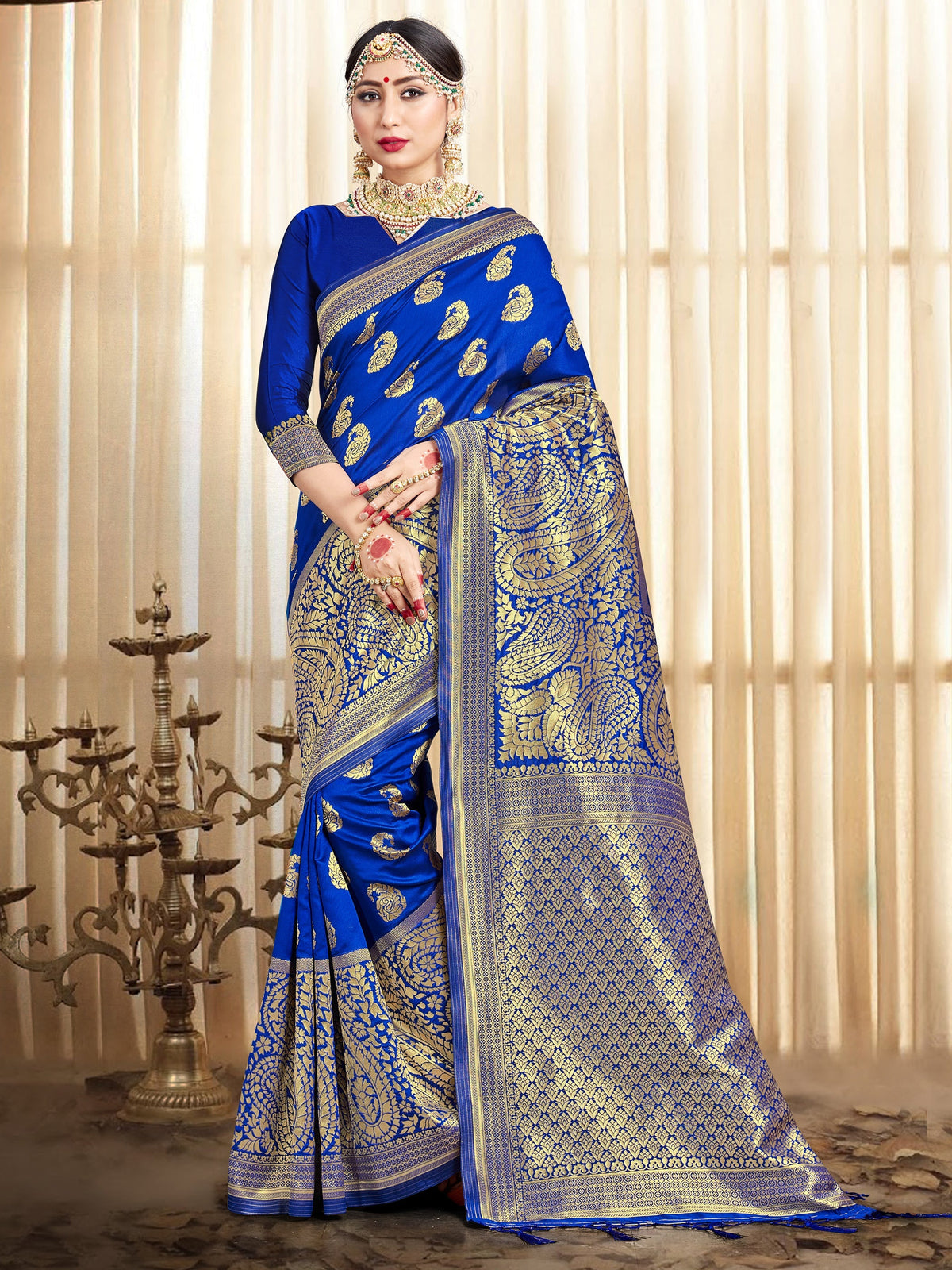Chic Blue Banarasi Art Silk Woven Saree 