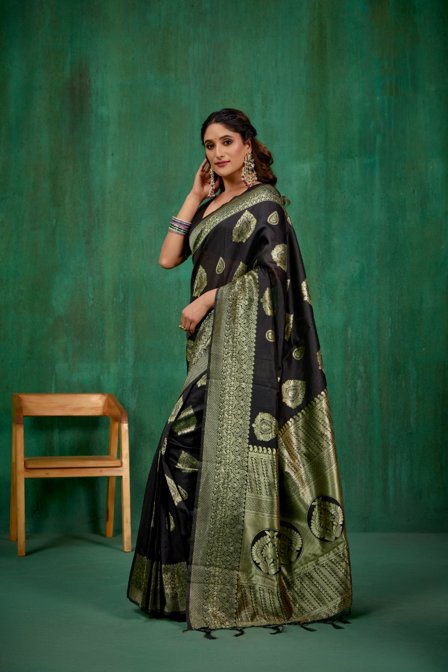 Shop Elegant Black Banarasi Art Silk Woven Ready to Wear Saree Online - Best Prices-RTW-1573